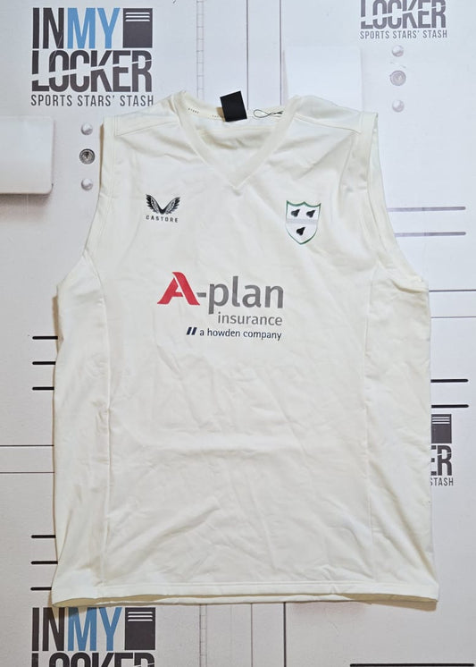 Worcestershire County Cricket Club Sleeveless Playing Jumper [White]