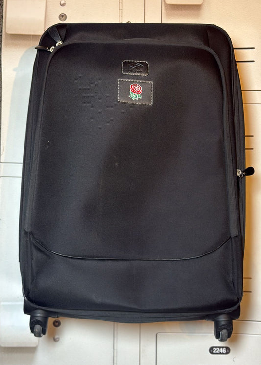 Chandler Cunningham-South - England Rugby Umbro 4 Wheeled Suitcase [Black]
