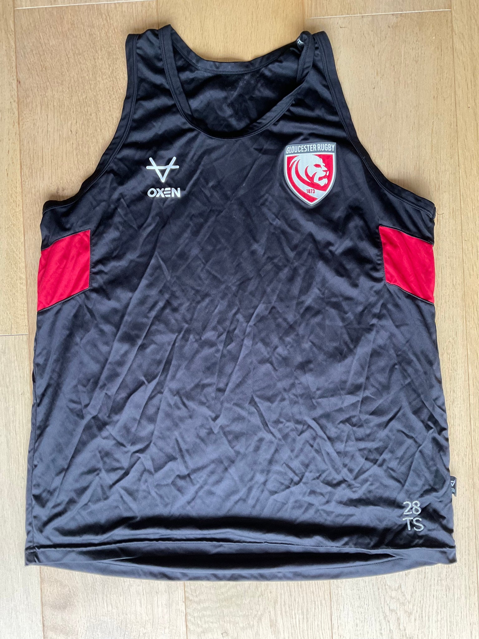 Tom Seabrook - Gloucester Rugby Gym Vest [Black & Red]