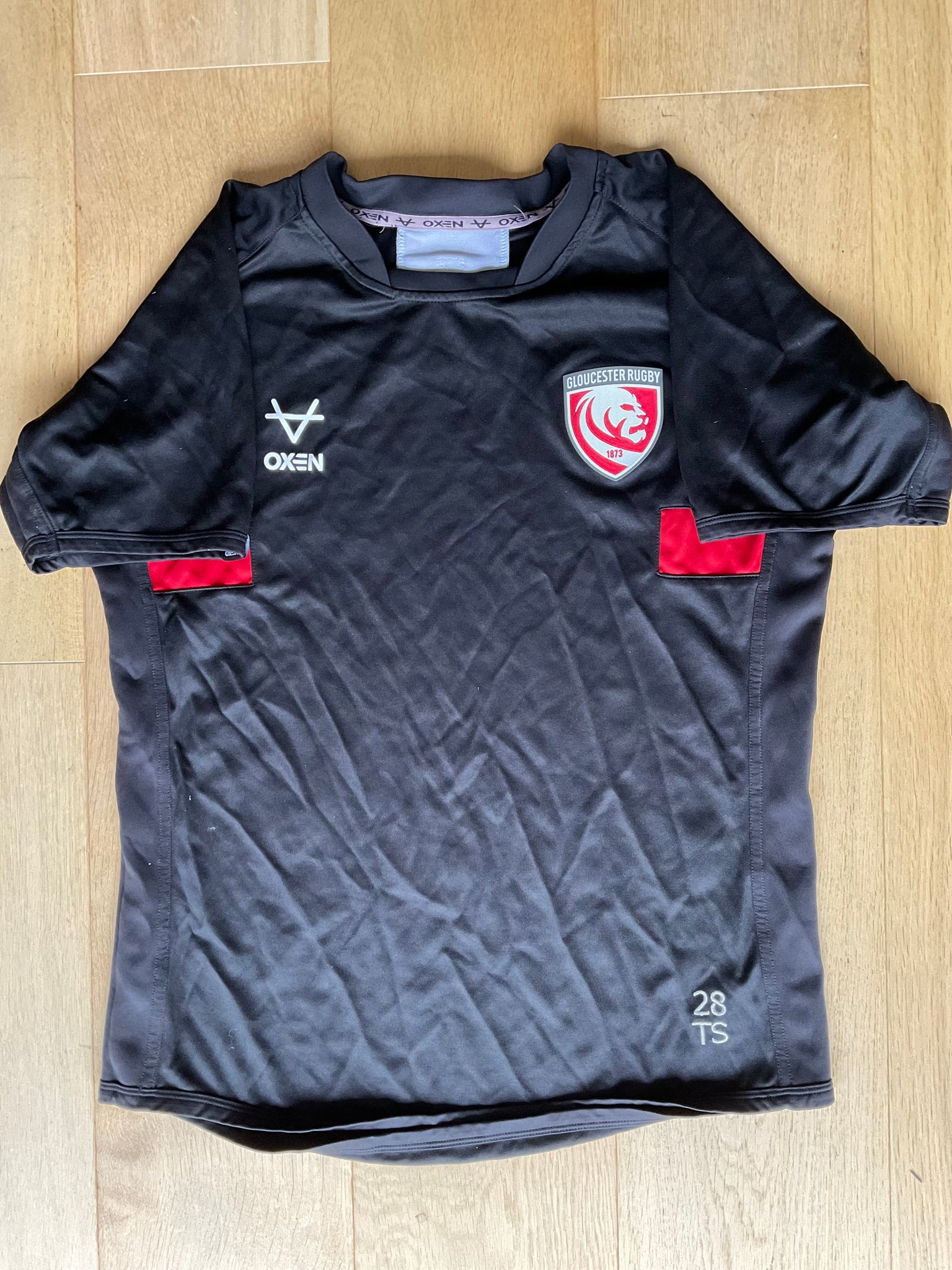 Tom Seabrook - Gloucester Rugby Training Shirt [Black & Red]