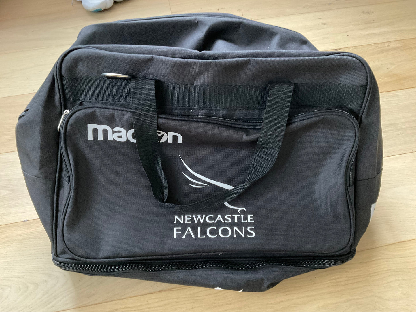 Newcastle Falcons Travel Bag [Black]