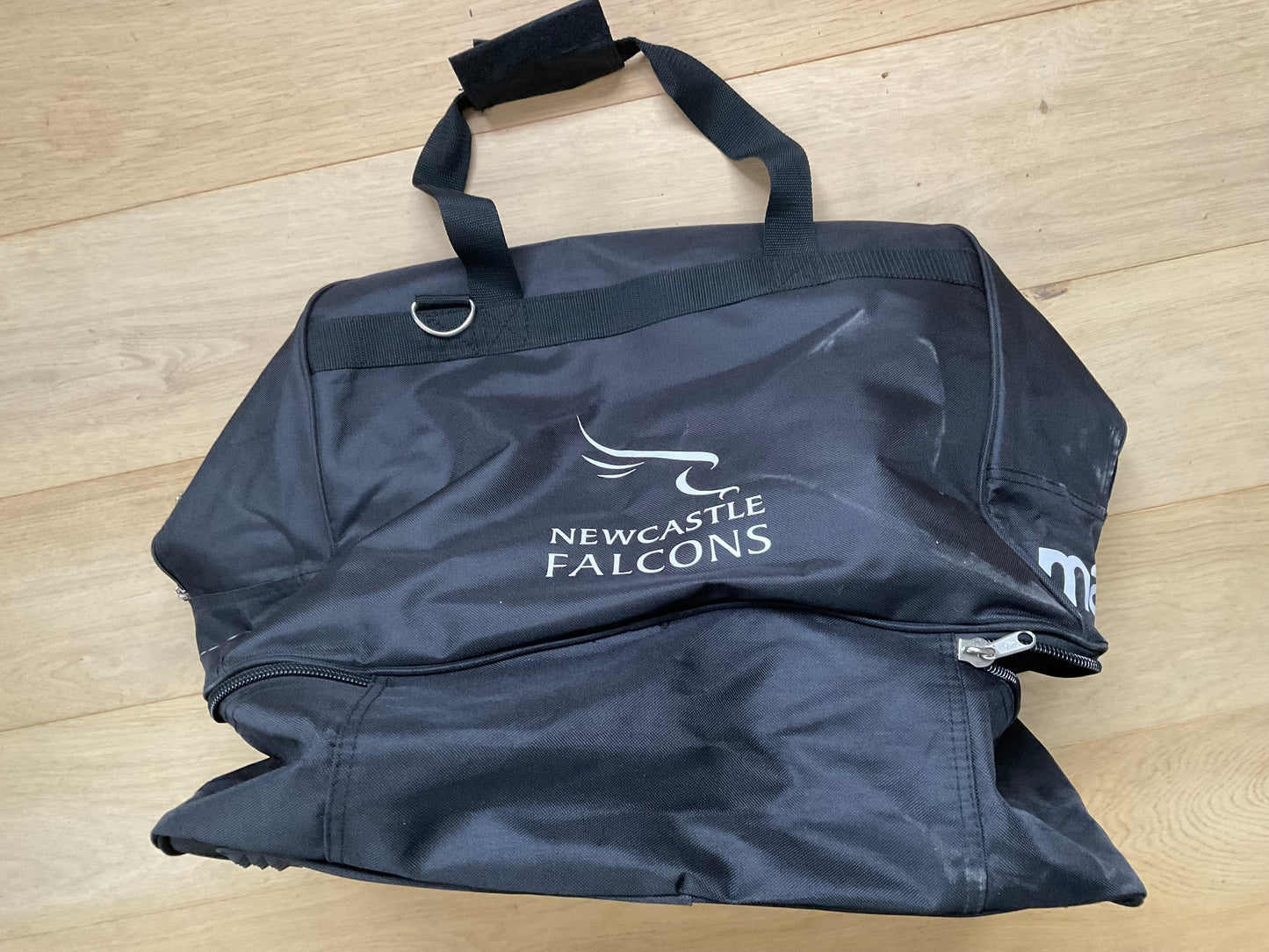 Newcastle Falcons Travel Bag [Black]