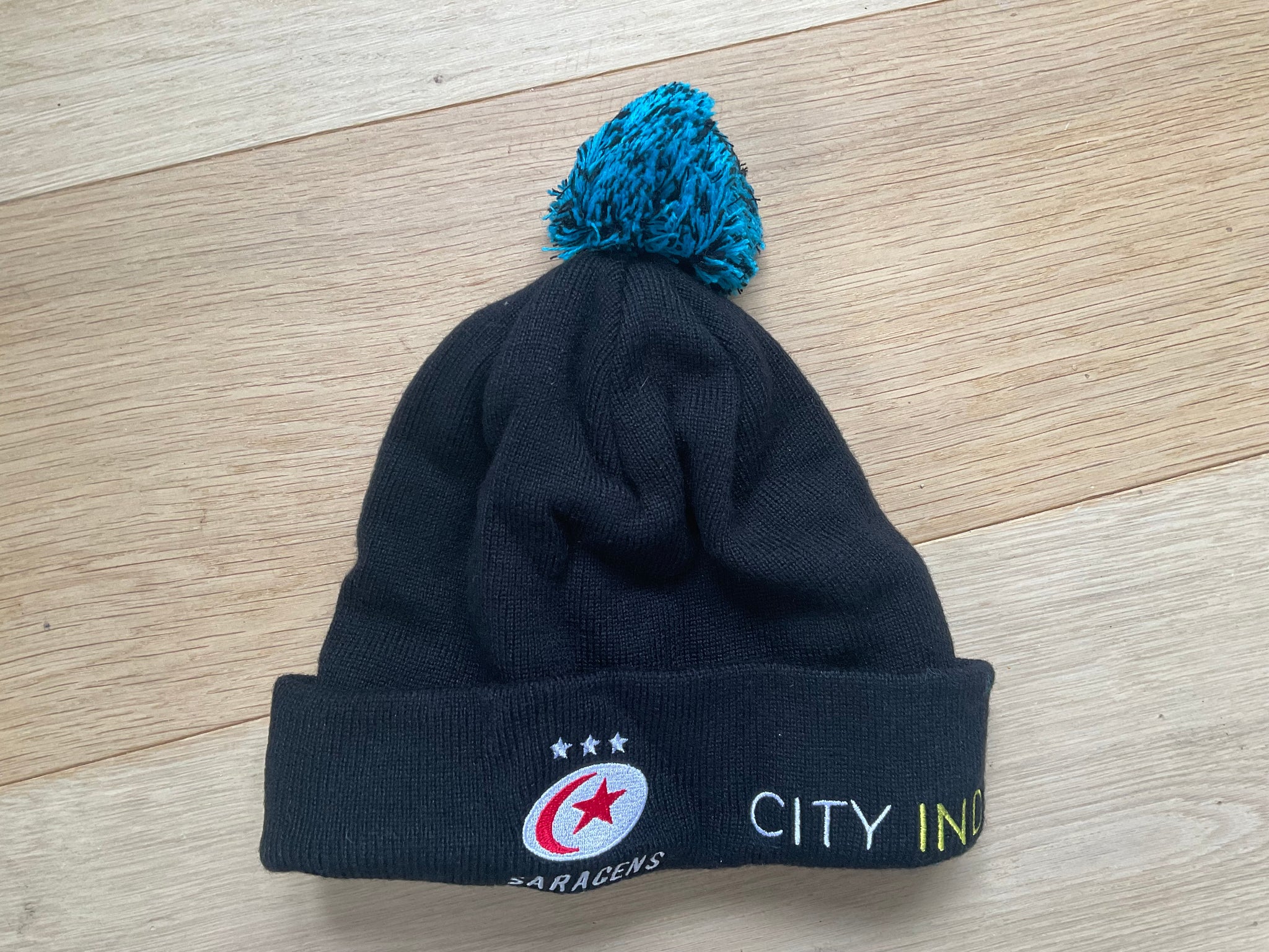 Max Malins - Saracens Bobble Hat [Black & Blue]