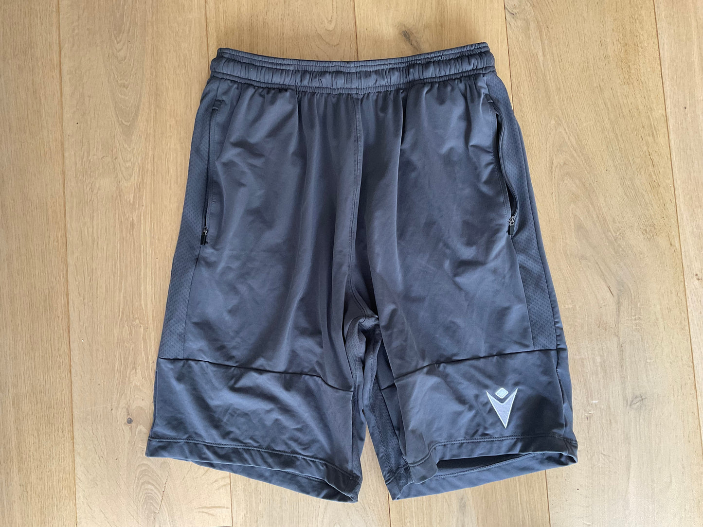 Tom Seabrook - Macron Gym Shorts [Grey]