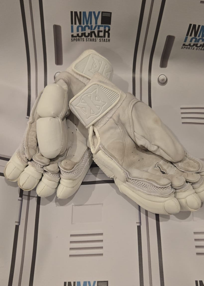 Keeley Somerset Player Worn Adult Right Hand FFWorks Batting Gloves [White]