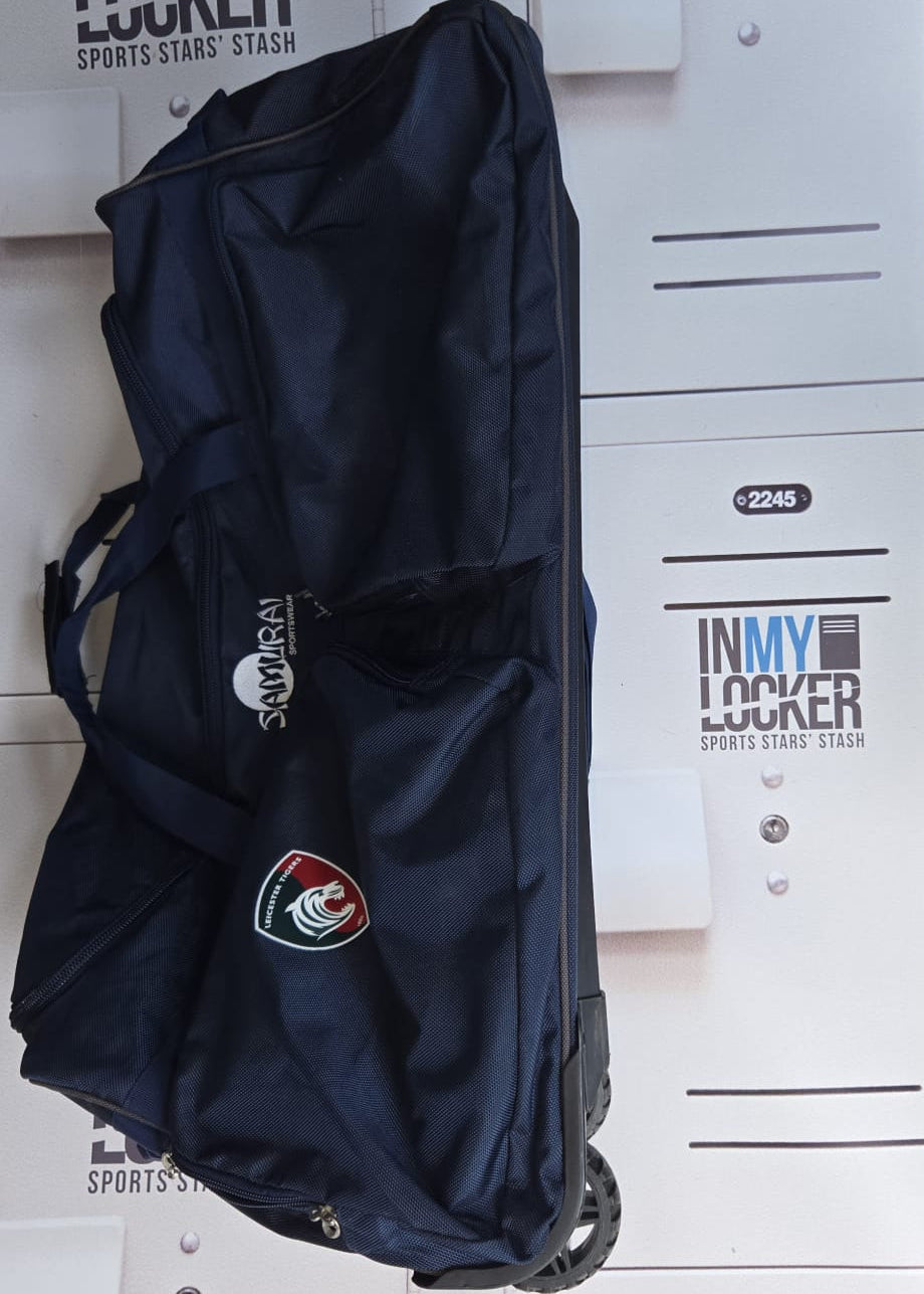 Leicester Tigers - Initialled Medium Wheeled Holdall [Navy]