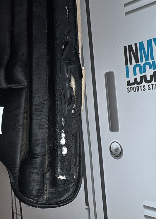 Millichamp & Hall S100 Batting Pads [Black and White]