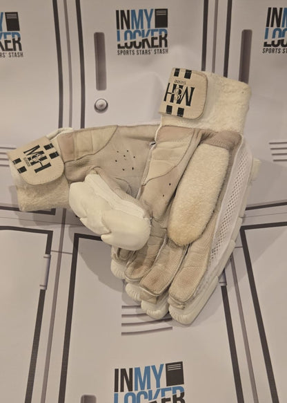 Millichamp & Hall Somerset Player Worn Right Hand S200 Batting Glove [White]