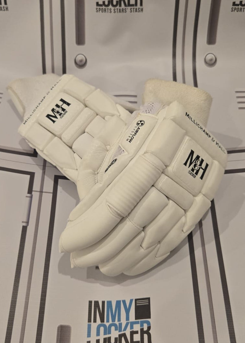 Millichamp & Hall Somerset Player Worn Adult Left Hand s1l200 Batting Gloves [White]