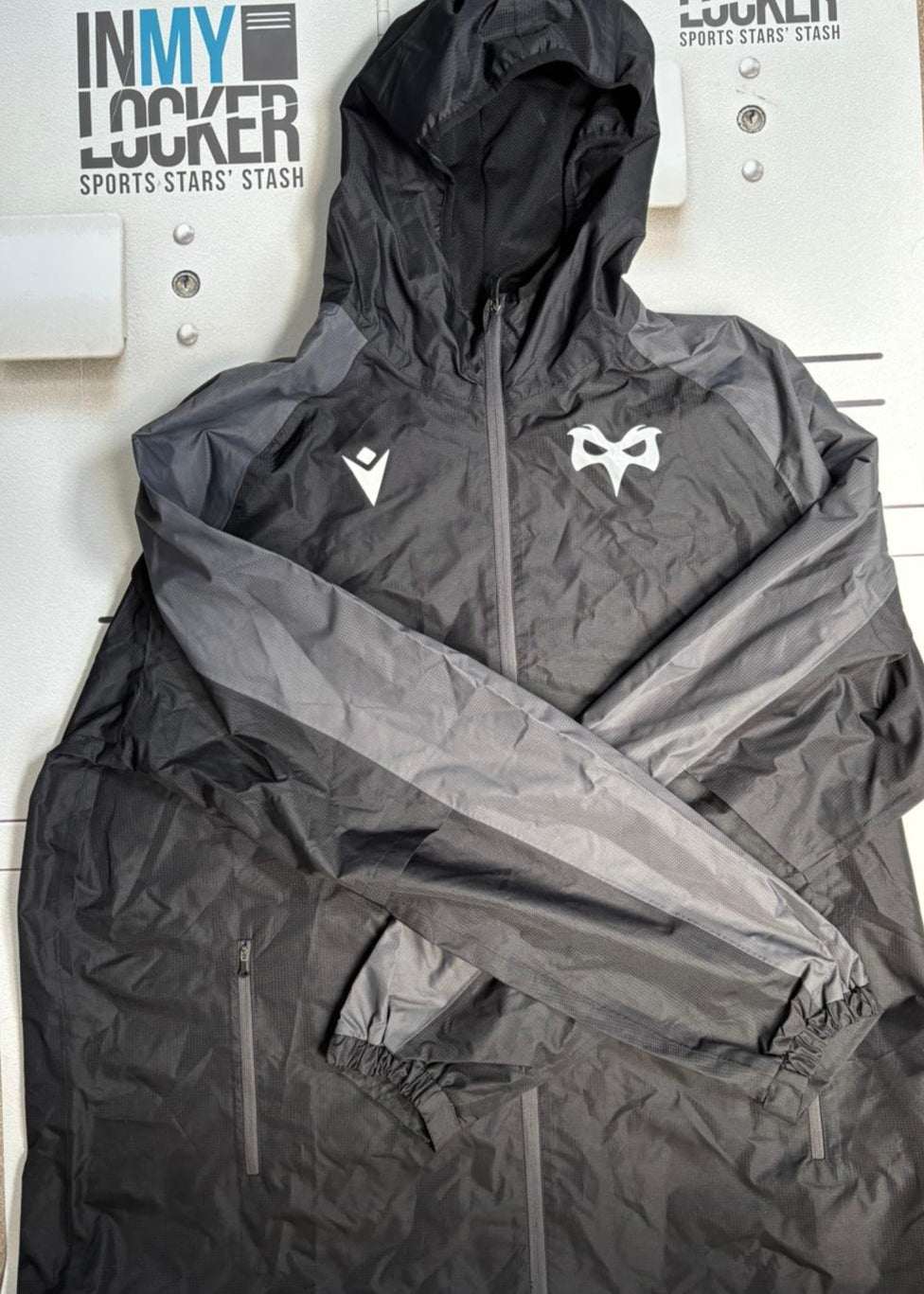 Ospreys Rugby - Club Waterproof Raincoat [Black]