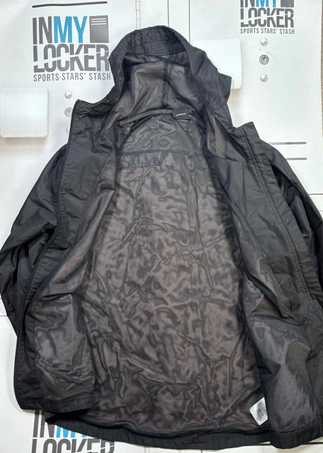 Ospreys - Club Waterproof Zip-Up Coat [Black]