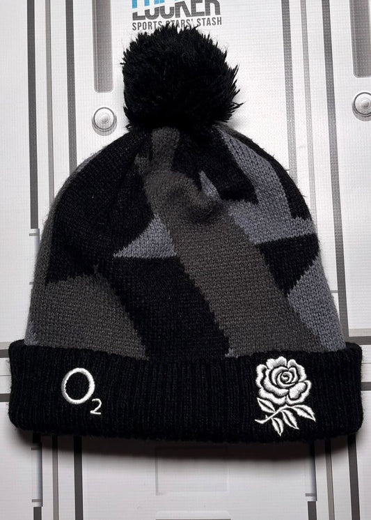 Theo Dan - England Rugby Umbro Bobble Hat [Black]