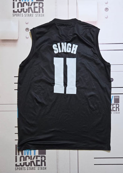 Worcester County Cricket Club Worcester Rapids Sleeveless Sweatshirt [Black & Blue]