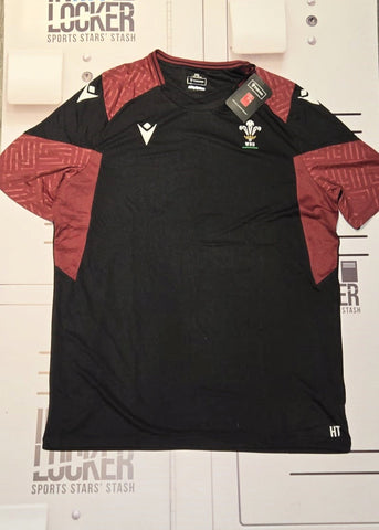 Henry Thomas - Wales Rugby Gym T-Shirt [Black and Maroon]
